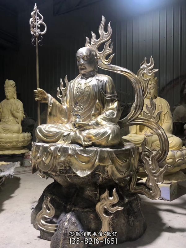 寺廟景區大型不銹鋼地藏王雕塑