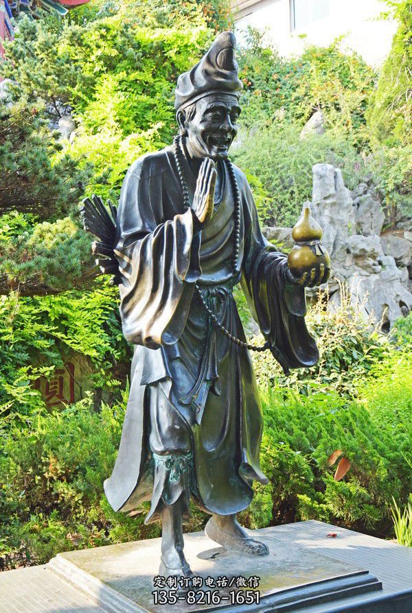 戶外園林大型仿真人物不銹鋼銅雕濟(jì)公雕塑